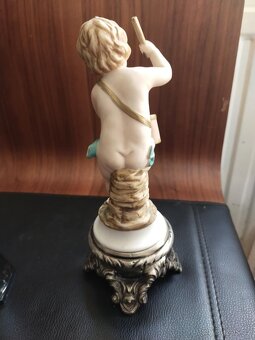 Starožitná porcelánová soška. Signováno 2x. - 4