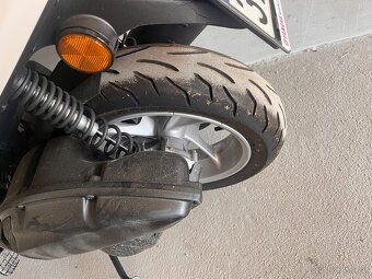 Yamaha NMax 125 - 4