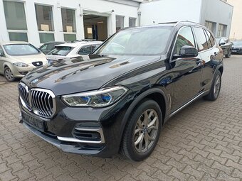 BMW X5 45e xDrive 3.0 290kW 4X4 X-Line Vzduch 2x ALU 19" - 4