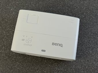 Prodám BenQ TK850 4K projektor – ideální volba pro domácí ki - 4