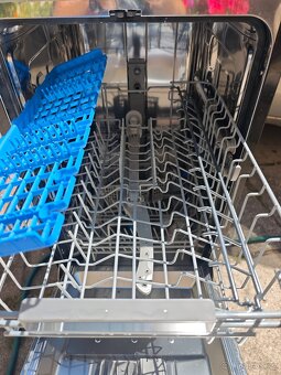 Prodáno Myčka 45 s automatickým otevíráním dveří TOP stav - 4