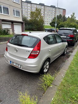 Hyundai i30 1,6l, 2008 Díly - 4
