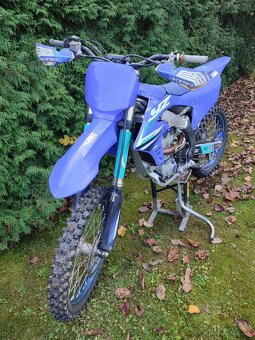 Yamaha YZ 250F - 4