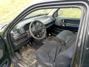 Land Rover Freelander - 4