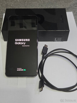 Samsung Galaxy S22 128 GB 5G - černý TOP stav - 4