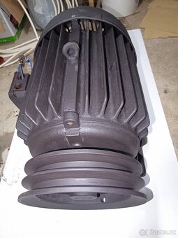 Elektromotor MEZ Mohelnice - 4
