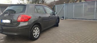 Toyota Auris 1.4 D-4D - 4