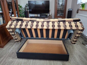 Rozkládací gauč - 4