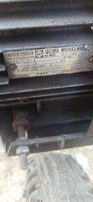 Velká řezačka na kov. - 4