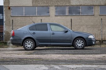Škoda Octavia 2 z roku 2007 - 4