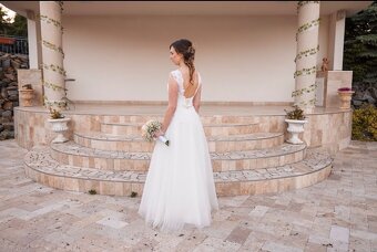 Krémové svatební šaty - 4