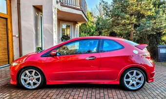 Prodám Honda Civic Type R FN2 - top stav - 4