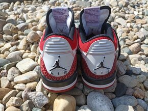 Boty 40 Jordan - 4