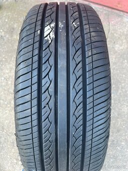 Pneu 195/55 R15 - 4