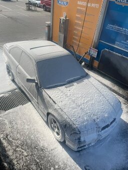 BMW E36 coupe - 4