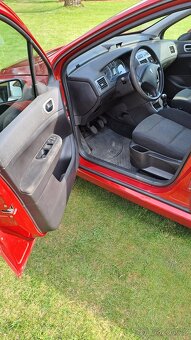 Peugeot 307 - 4