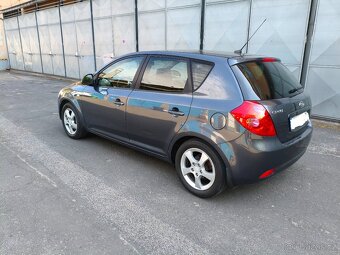 Prodám Kia Ceed 1.6 benzín,AUTOMAT - 4
