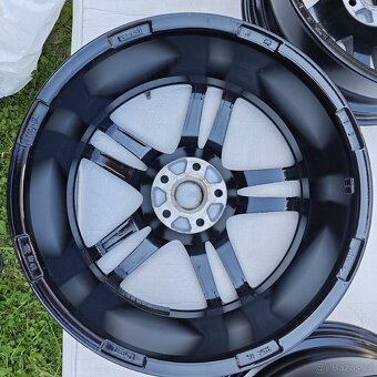 Alu Dezent TZ DARK 8x19 5x112 ET 49, 57.1 senzory SPĚCHÁ - 4