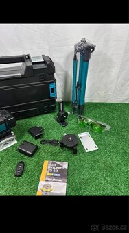 Samonivelační Laser 4x360° se stativem - 4