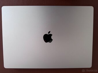 Macbook Pro 16 Silver, M1 Pro, 16GB / 512GB, baterie 100% - 4