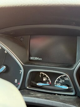 Ford Focus 1.0 EcoBoost - 4