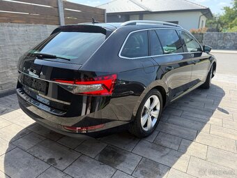 Škoda Superb 3 COMBI 2.0tdi ALCANTARA/WEBASTO/CANTON/MATRIX - 4