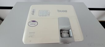 Projektor BENQ W1080ST + stropní držák - 4
