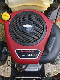 Zahradni traktor HUSQVARNA CT 126 - 4