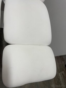Prodám pedikérské jednomotorové křeslo - 4