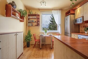 Družstevní byt 3+1 s lodžií, Trutnov - Pampelišková, BD TILI - 4
