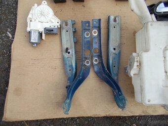 Díly 2. Peugeot 407 SW 2.0HDI 100kw - 4