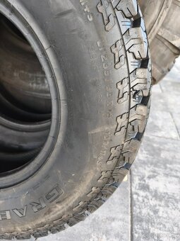 GeneralTire LT235/85 R16 - 4
