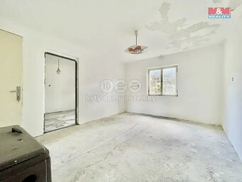 Prodám dům 5+kk před reko 100m2 - 4