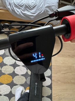 Elektrická koloběžka GoGEN VOYAGER MAX RANGE S911 - 4