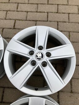 Disky 16” Škoda Octavia III 5x112 6jx16 ET48 typ Star - 4