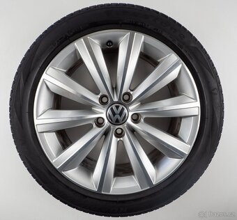 Volkswagen Passat - Originání 17" alu kola - Letní pneu - 4
