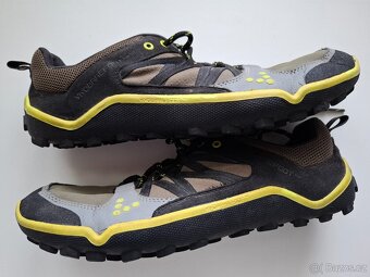 Vivobarefoot 45 - 4