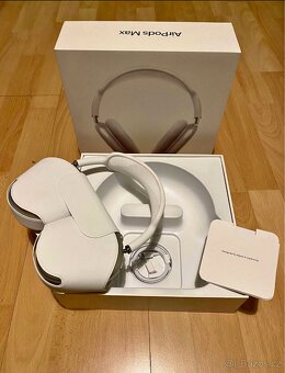 apple aripods max - 4