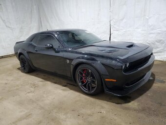 DODGE CHALLENGER SRT HELLCAT - 4