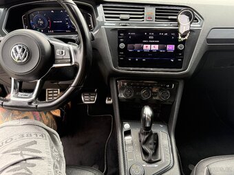 VW Tiguan R-LINE - 4