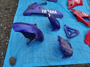 Yamaha R1 - 4