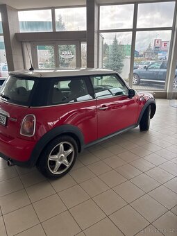 Mini Cooper 1,6 - 4