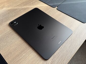 Apple iPad Pro M4 Wi‑Fi 256 GB 2024 Space Grey (zánovní) - 4