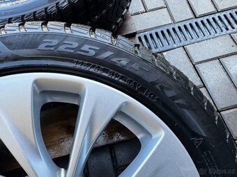 Alu kola, disky r17 5x105 Opel Astra 225/45 - 4