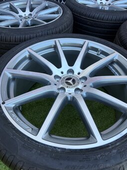 NOVÁ SADA MERCEDES E AMG GLC - LETNÍ ORIGINÁLNÍ 245/40 R19 - 4