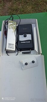 Nutrafın Carbo Plus CO2 a Autofood Koi feeder - 4