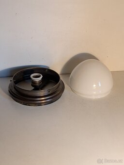 mosazný starý lustr stropnice lampa, bílé stínidlo - 4