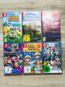 Nintendo Switch - Kompletní Příslušenství + 6 her - 4