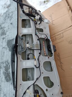 Hyundai i40 combi - páté dveře, viko kufru a jiné díly - 4