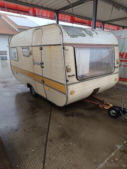 Prodám přívěsný vozík karavan vlek do 700 kg. - 4